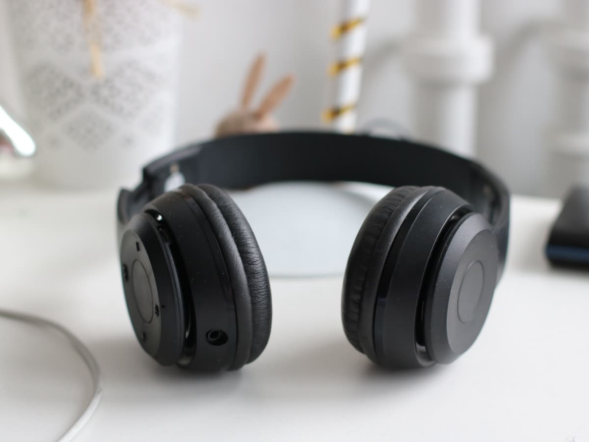 Doqaus Bluetooth Headphones